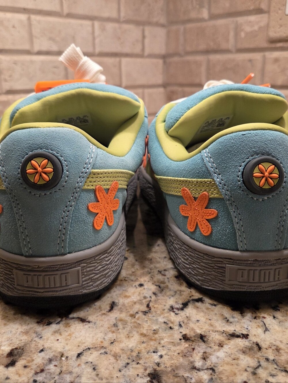 Puma Suede XL Scooby-Doo Mystery Machine Size Men 9.5/Women 11 DS Brand New BNIB - Picture 6 of 14